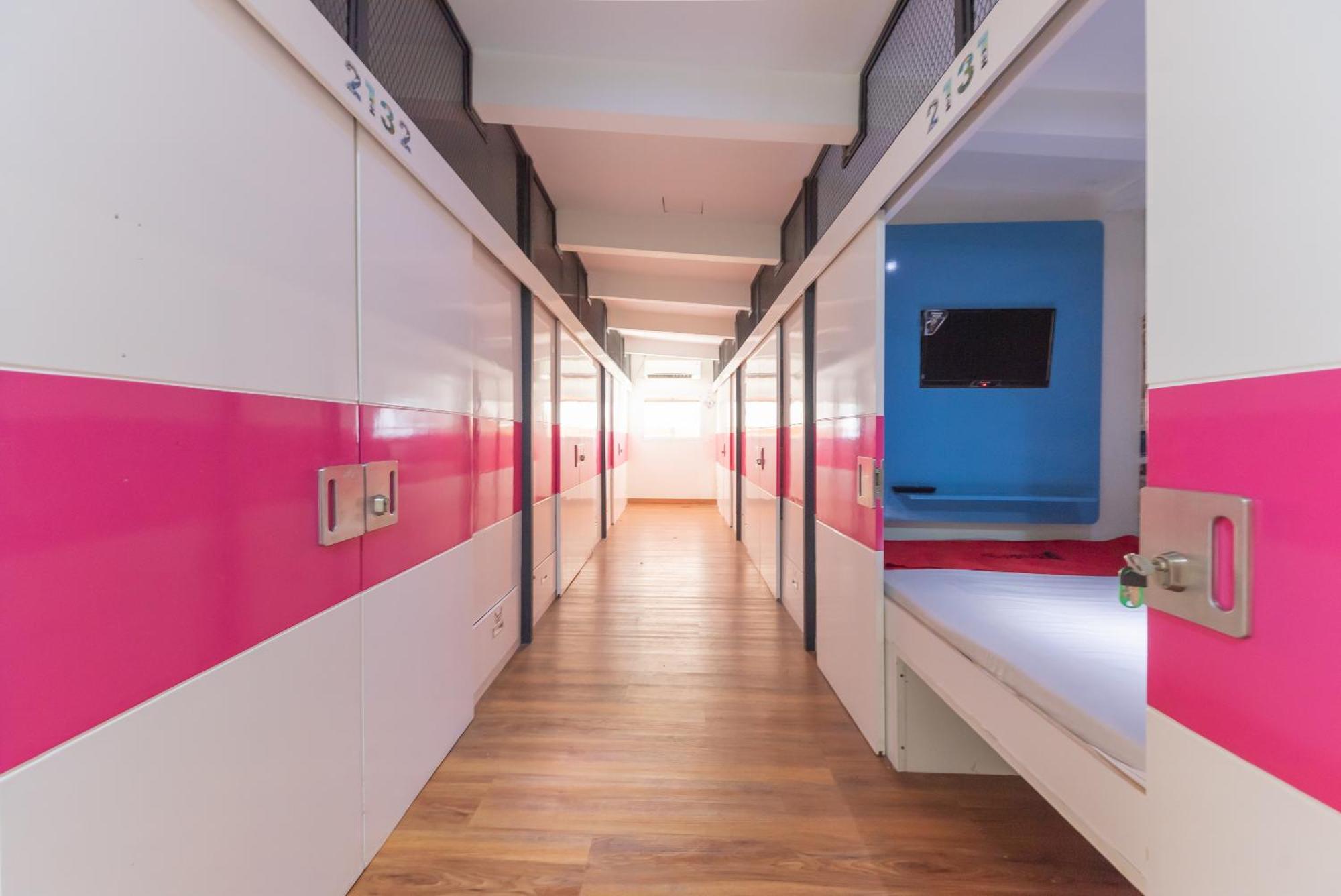 Reddoorz Hostel At Kiara Cozy Kircon Bandung Exterior photo
